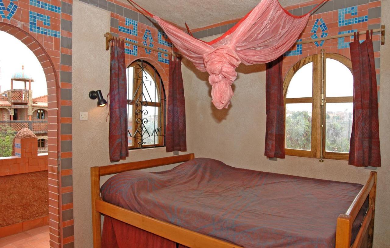 Sobo Bade Hotell Toubab Dialaw Exteriör bild
